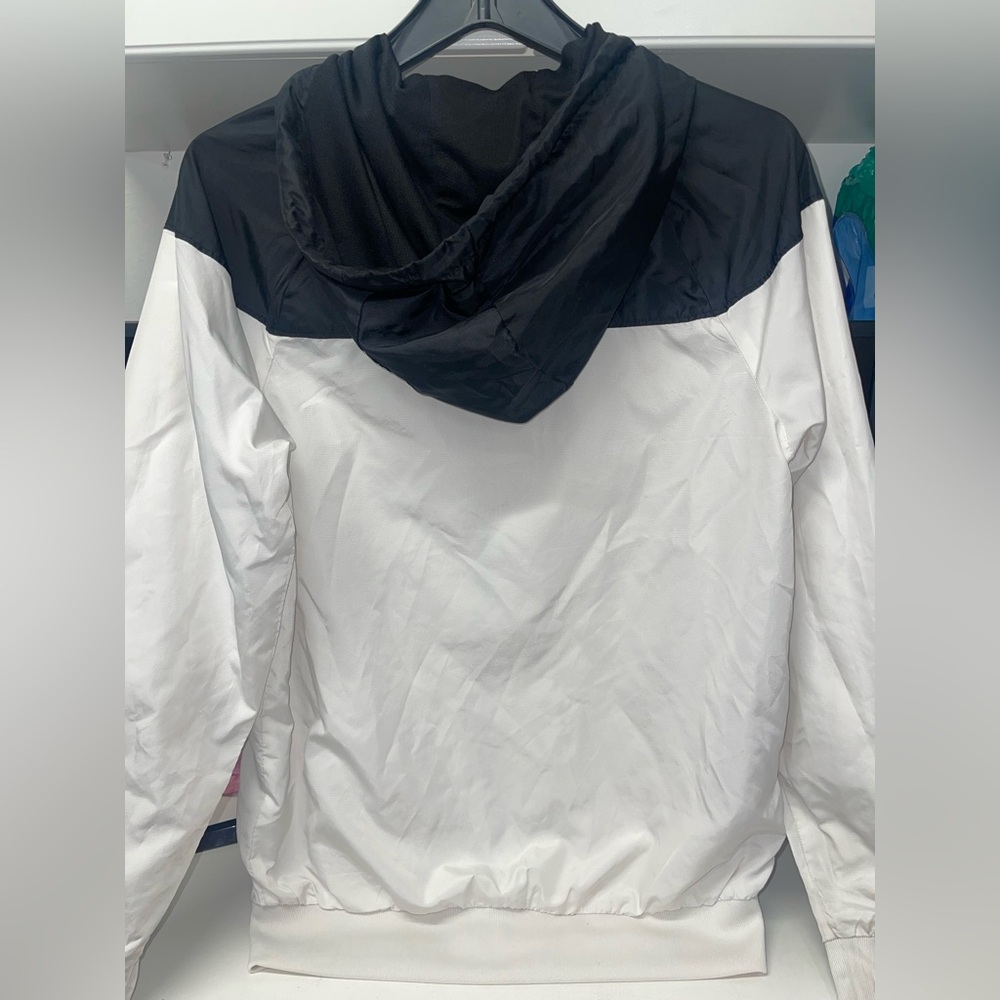 Umbro Men's Black and White Windbreaker - Picture 3 of 5